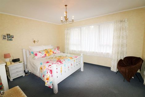 Photo of property in 35 Victoria Avenue, Dannevirke, 4930