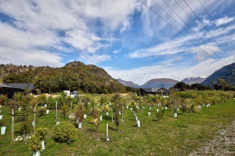 Photo of property in 27 Peregrine Falcon Road, Mount Creighton, Queenstown, 9371