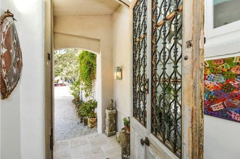 Photo of property in 2 Saint Leonards Road, Hauraki, Auckland, 0622