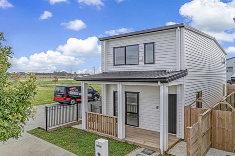 Photo of property in 1 Faithful Drive, Karaka, Papakura, 2113