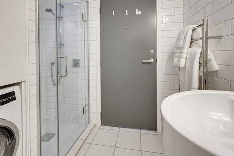 Photo of property in The Capital, 17/370 Oriental Parade, Oriental Bay, Wellington, 6011