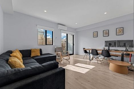 Photo of property in 9d Epping Road, Henderson, Auckland, 0610