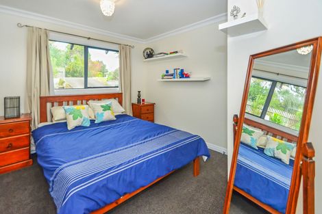 Photo of property in 20 Collingwood Road, Waiuku, 2123