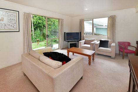 Photo of property in 36 Shadon Place, Stanmore Bay, Whangaparaoa, 0932
