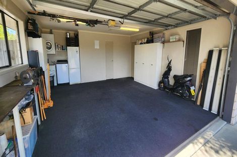 Photo of property in 120 Twin Oak Avenue, Papamoa Beach, Papamoa, 3118