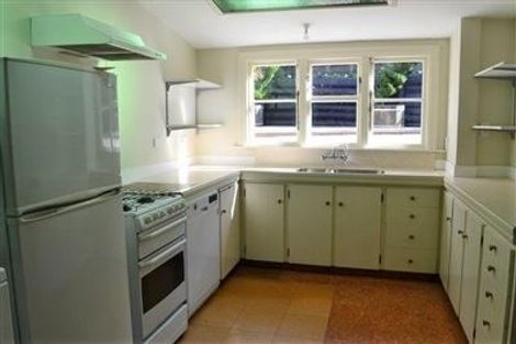 Photo of property in 43 Roxburgh Street, Mount Victoria, Wellington, 6011