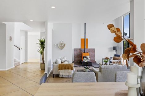 Photo of property in 2/26 Robinson Terrace, Rangatira Park, Taupo, 3330