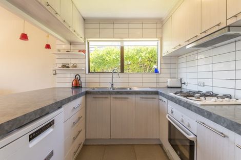 Photo of property in 3 Alister Way, Churton Park, Wellington, 6037