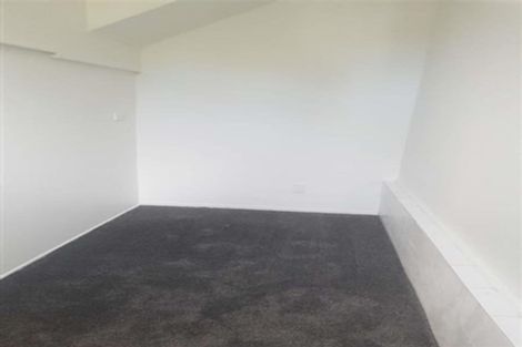 Photo of property in 6 Tawavale Crescent, Totara Vale, Auckland, 0629