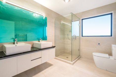 Photo of property in 4 Pahekeheke Road, Karaka, Papakura, 2113