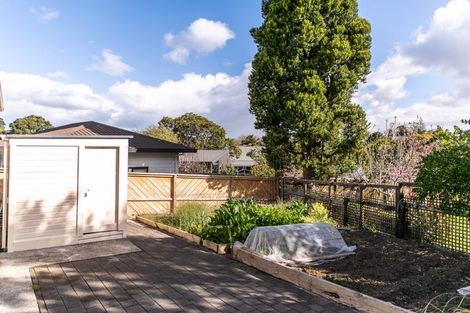 Photo of property in 16 Pohutukawa Drive, Athenree, Katikati, 3177