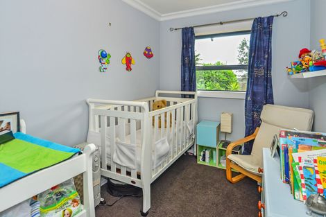 Photo of property in 20 Collingwood Road, Waiuku, 2123