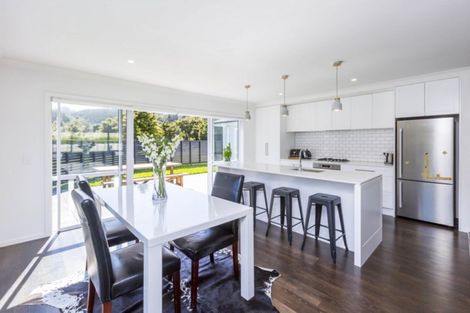 Photo of property in 80 Riverstone Drive, Riverstone Terraces, Upper Hutt, 5018