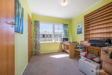 Photo of property in 280 Wellington Road, Wainuiomata, Lower Hutt, 5014