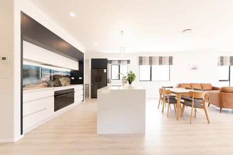 Photo of property in 52 Baxendale Drive, Matipo Heights, Rotorua, 3015