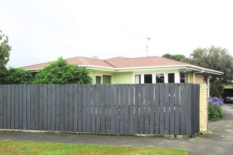 Photo of property in 27 Strathfield Avenue, Dallington, Christchurch, 8061