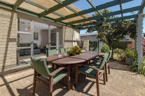 Photo of property in 2 Plymouth Road, Flaxmere, Hastings, 4120