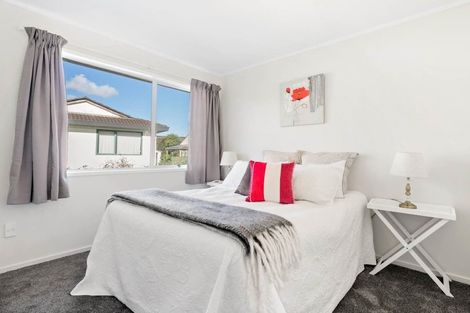 Photo of property in 1/48 Trimdon Street, Randwick Park, Auckland, 2105