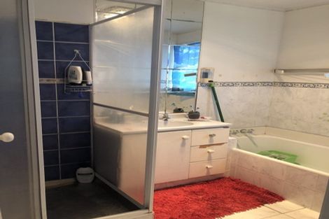 Photo of property in 15 Penfold Place, Henderson, Auckland, 0610