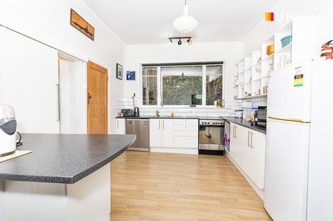 Photo of property in 100 Maryhill Terrace, Maryhill, Dunedin, 9011