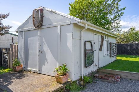 Photo of property in 45 Cologne Street, Martinborough, 5711