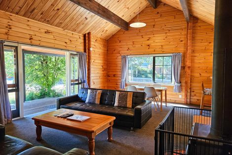 Photo of property in 21 Aorangi Crescent, Lake Tekapo, 7999