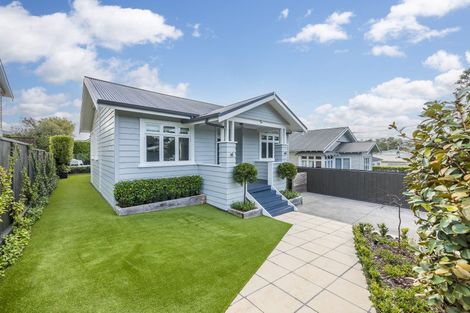 Photo of property in 16 Warwick Street, Morningside, Auckland, 1022