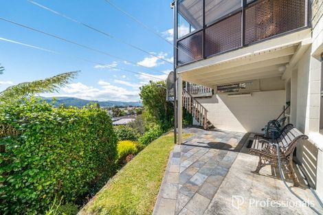 Photo of property in 7 Summit Road, Fairfield, Lower Hutt, 5011