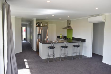 Photo of property in 8 Hartley Avenue, Carterton, 5713