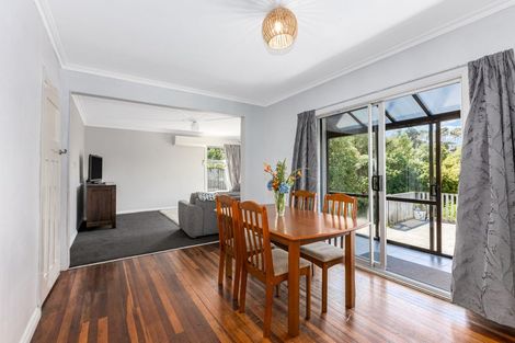 Photo of property in 51 Poto Road, Normandale, Lower Hutt, 5010