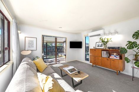 Photo of property in 2/57 Reynolds Avenue, Bishopdale, Christchurch, 8053