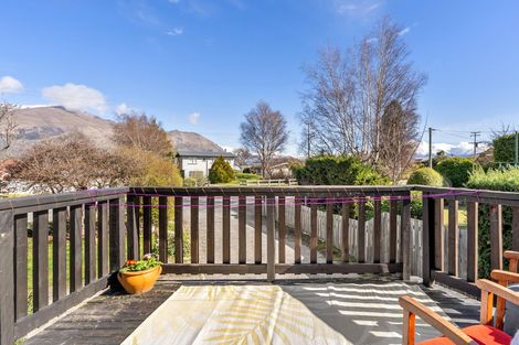 Photo of property in 25 Totara Terrace, Wanaka, 9305