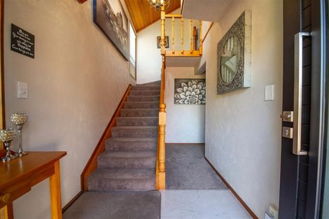 Photo of property in 39a Grand Vue Road, Kawaha Point, Rotorua, 3010