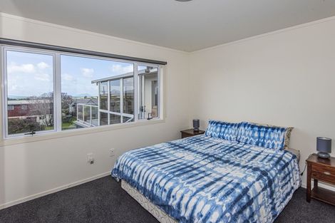 Photo of property in 14 Seaview Road, Ruakaka, 0116
