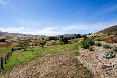 Photo of property in 236 Hawksburn Road, Nevis, Cromwell, 9384