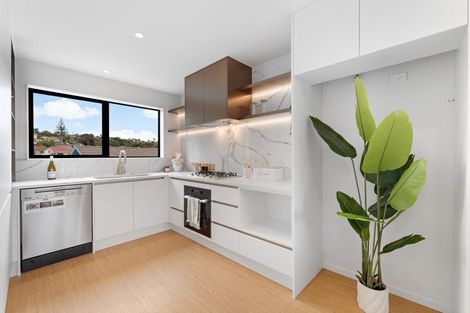 Photo of property in 42d Velma Road, Hillcrest, Auckland, 0627