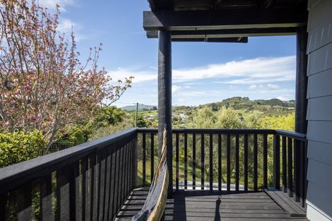 Photo of property in 1 Bay View Road, Raglan, 3225