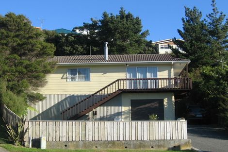 Photo of property in 108 Holborn Drive, Stokes Valley, Lower Hutt, 5019