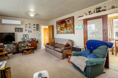 Photo of property in 5 Dublin Street, Martinborough, 5711