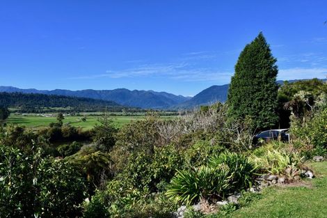 Photo of property in 6 Arapito Road, Karamea, 7893