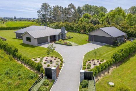 Photo of property in 22 Tunbridge Wells, Ohau, Levin, 5570