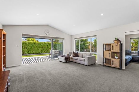 Photo of property in 38 Bradwell Crescent, Halswell, Christchurch, 8025