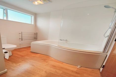 Photo of property in 8b Wai-iti Crescent, Woburn, Lower Hutt, 5010