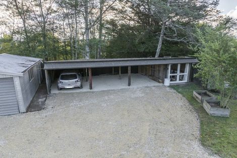 Photo of property in 2553 Taihape Road, Sherenden, Hastings, 4179