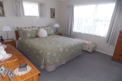 Photo of property in 45 Sutherland Crescent, Westbrook, Palmerston North, 4412