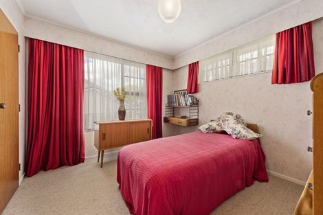 Photo of property in 3 Dowling Grove, Silverstream, Upper Hutt, 5019