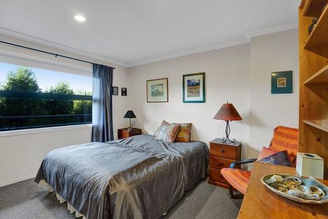 Photo of property in 127 Wairau Road, Oakura, 4314