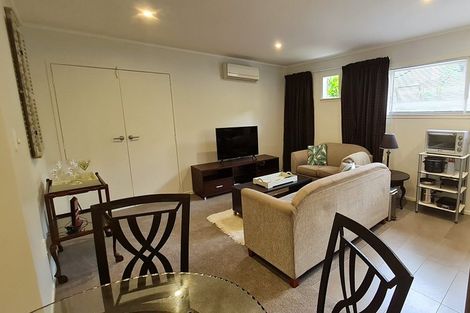 Photo of property in 43 Sharon Road, Waiake, Auckland, 0630