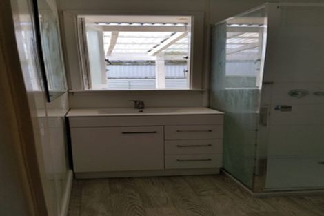 Photo of property in 1/23 Marsh Avenue, Forrest Hill, Auckland, 0620