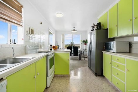 Photo of property in 3 Laurina Road, Sunnynook, Auckland, 0620